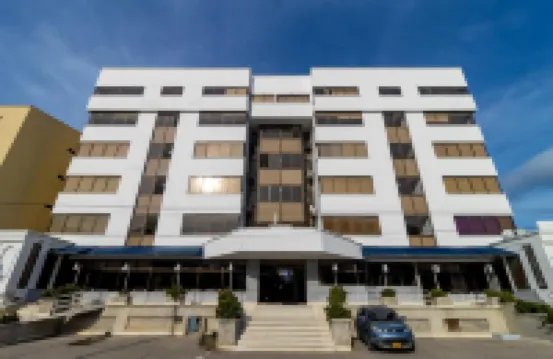 Hotel Axis Inn by Geh Suites Hotels in 
