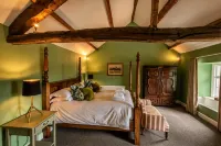 Queen's Head Askham