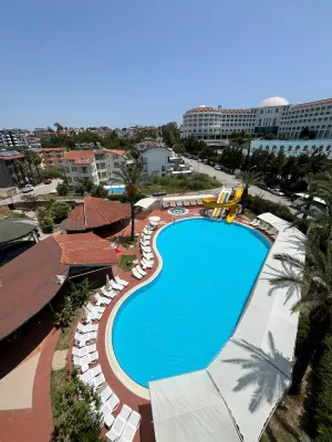 Side Palm d'or Hotel