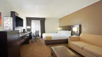 Holiday Inn Express & Suites Colby by IHG Hotels in Thomas County