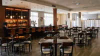 ホリデイ イン & スイーツ ピオリア アット グランドプレーリー by IHG - バー