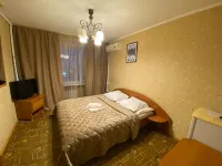 Volna Hotel 車爾尼雪夫斯基故居附近的飯店