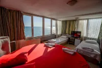 Kutlugun Sahil Otel Hotels in Edremit