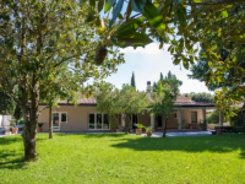 La Tenuta di Rocca Bruna Country 度假村 蒂沃利酒店