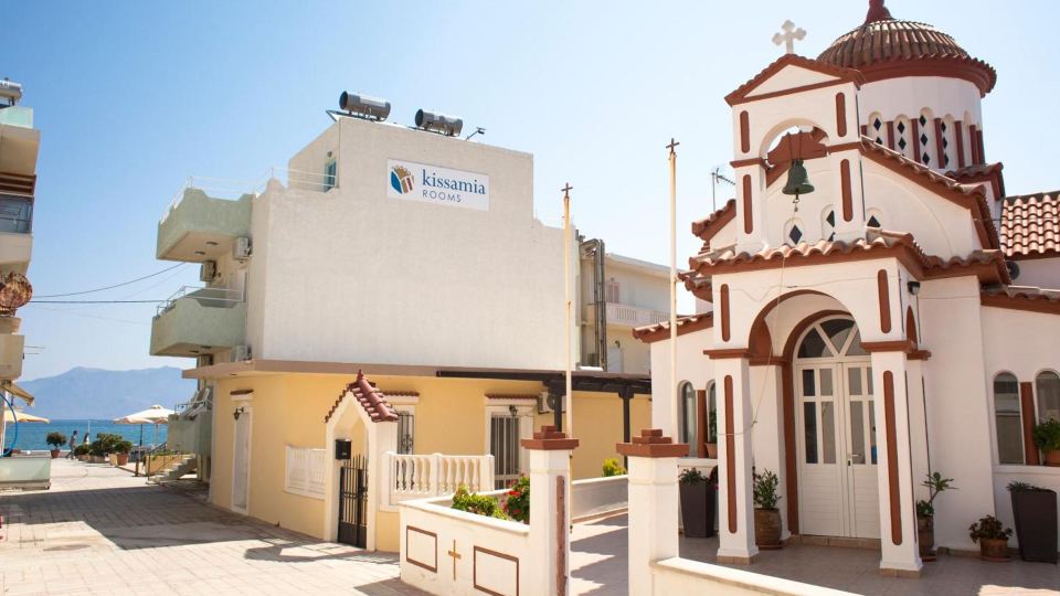 Kissamia - Self Check in Only - Next to Night Clubs
