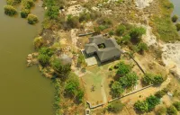 Hampi Homestay Otters Island Statue of Ugra Narsimha附近的飯店
