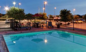 Hawthorn Extended Stay by Wyndham College Station