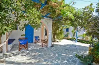 Sea View Apartments & Studios