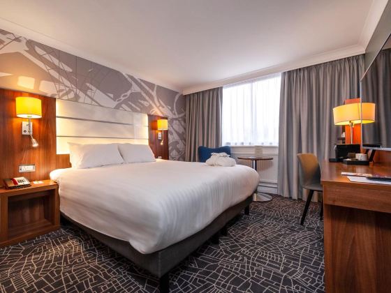 Mercure Telford Centre Hotel