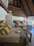 African Ambience Guest House - bar