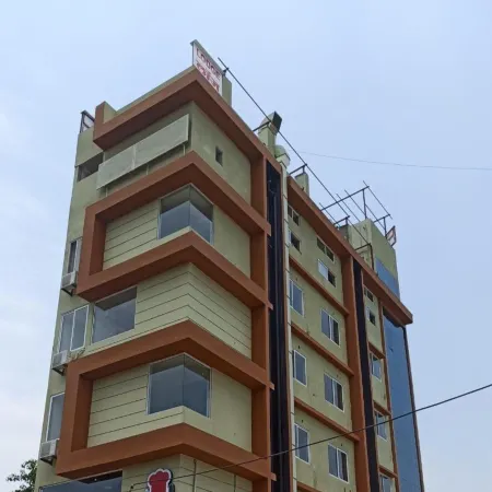 Hotel Jay Palace Inn