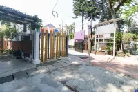 RedDoorz Near Riau Junction Mall 2 Hotels in Bandung Wetan