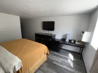 Dickinson Inn - Motels