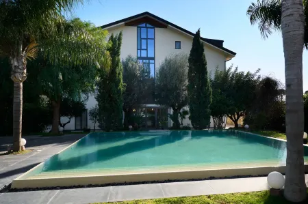 Four Points Flex by Sheraton Naples Marigliano Отели в г. Grotticella-Scarfato