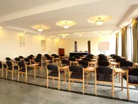 錫耶納村 欽納卡納爾酒店