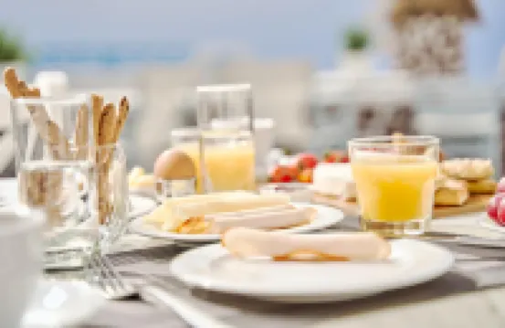 伊莫洛維裏聖託里尼宅第酒店