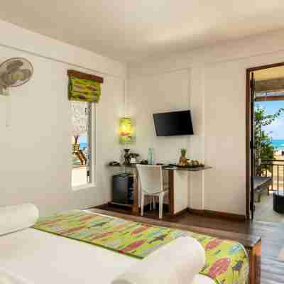 Maalu Maalu Resort & Spa - Thema Collection Rooms