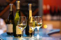 Hôtel Restaurant Famille Bourgeois "La Cote des Monts Damnés" - ที่มีบาร์