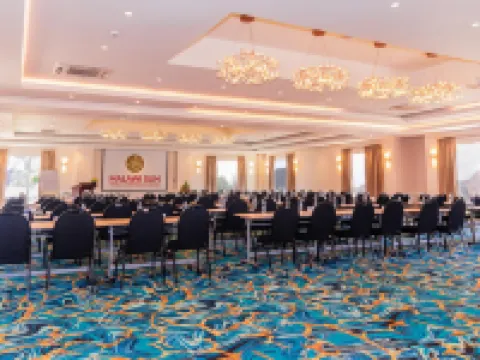 Malawi Sun Hotel & Conference Centre โรงแรมในบลันไทร์