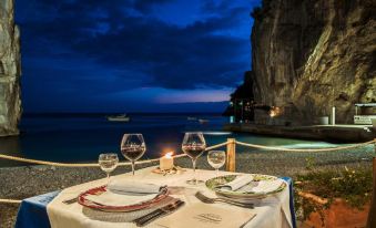 Hotel Alfonso A Mare - Housity
