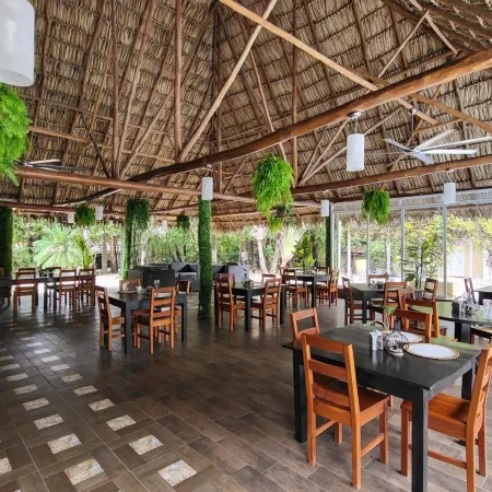 Seis Playas Hotel
