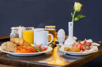 Elite Hotel Savoy - breakfast