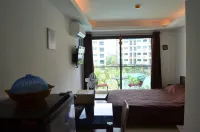 Laguna Beach Resort 2 by Snap Hosting Отели рядом с достопримечательностью «Ban Amphoe»