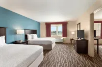 Days Inn & Suites by Wyndham Sikeston
