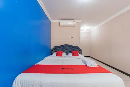 RedDoorz Syariah at Cibadak Sukabumi Отели в г. Cikembar