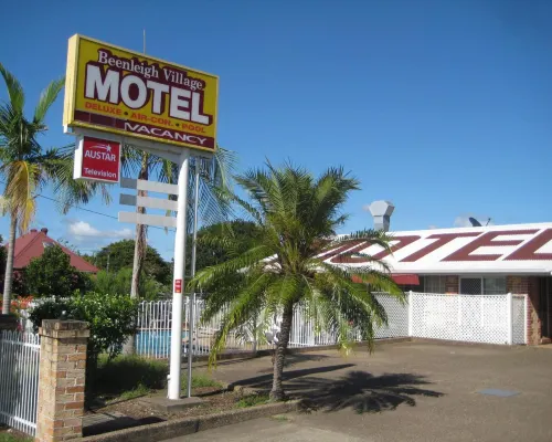 Beenleigh Village Motel Hotels in Loganholme