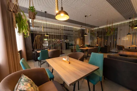 City Star (Сити Стар) Отели рядом с достопримечательностью «Пермский государственный национальный исследовательский университет»