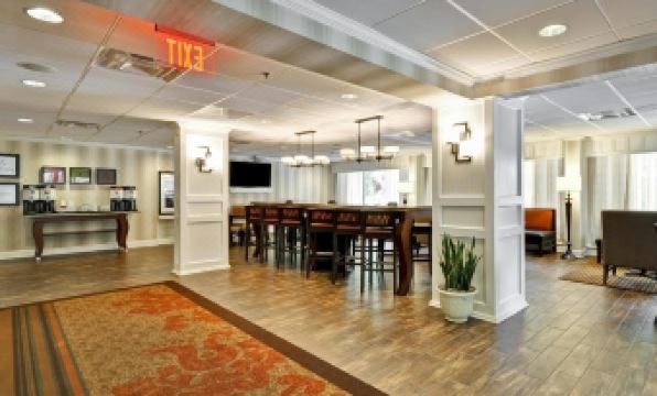 Hampton Inn Charleston/Mt. Pleasant-Patriots Point