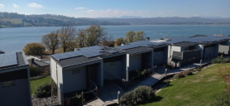 Rosevears Riverview Hotel