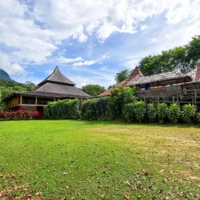 Nanga Damai Homestay โรงแรมใกล้หาดดาไม