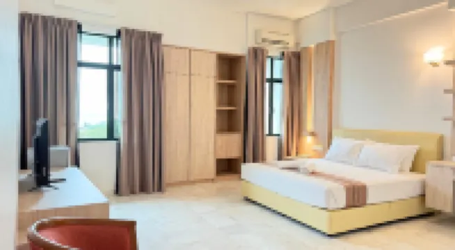 檳城種馬套房酒店 日落洞酒店