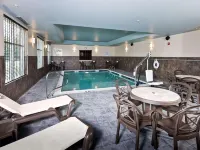 Hampton Inn Augusta - Pool