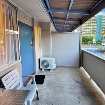 Golden Sands Motor Inn