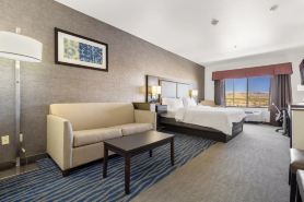 Holiday Inn Express & Suites Barstow-Outlet Center
