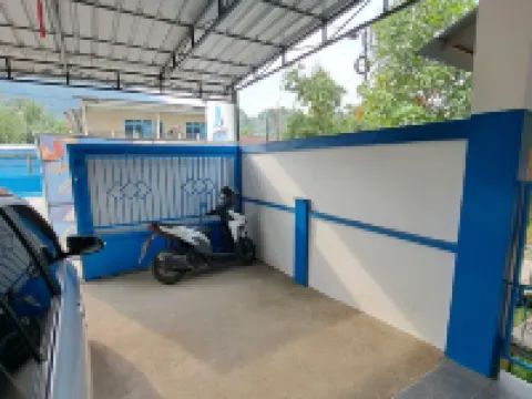 Airin Kost and Homestay Hotels in Sedau