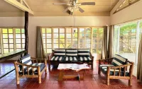 White House Beachfront, Batangas - Wi-Fi