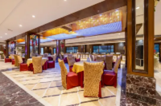 โรงแรม โลตัส พาราไดซ์