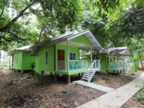 เกาะพยาม กรีนตะวัน รีสอร์ท โรงแรมในเกาะพยาม