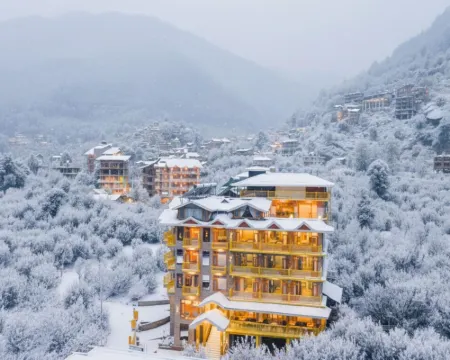 The Hosteller Old Manali, Manu Temple Hotels in Kullu District