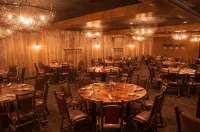 Grand Summit Hotel - breakfast