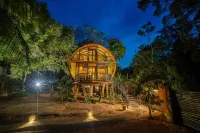 woodland sanctuary โรงแรมใน