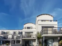 Corrigans Cove Hotels in Batehaven