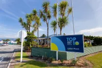 Carters Beach Top 10 Holiday Park - parking