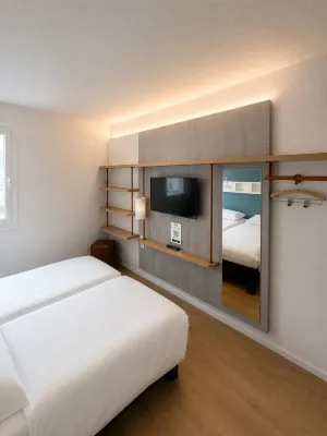 Ibis Budget Dijon Centre Clemenceau Hotels near Auditorium Tramway Station