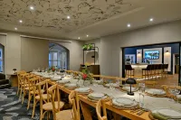 Courtyard Hotel Gqeberha - breakfast