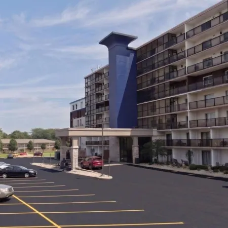Best Western Rochelle Inn  Suites near DeKalb